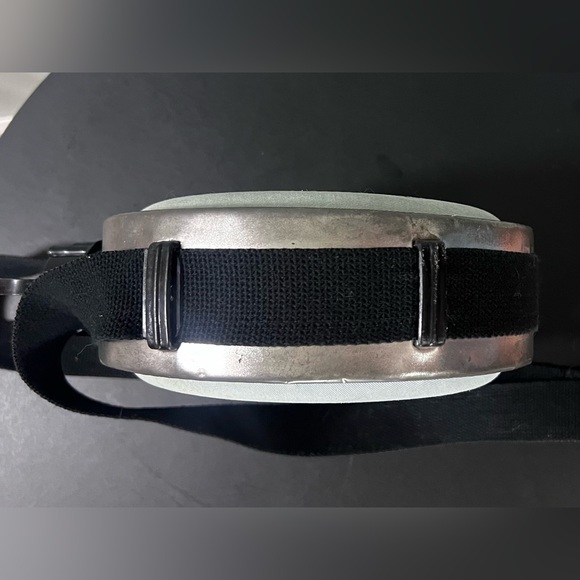 Vintage Looney Tunes Stainless Steel Cartoon Character Round Canteen with Strap - Picture 6 of 10